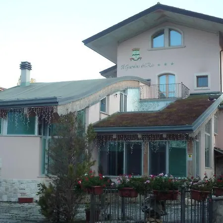 Il Giardino Del Rio 3* كاستل دي سانجرو