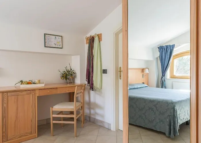 依尔凯花园德尔里奥酒店 桑格罗堡