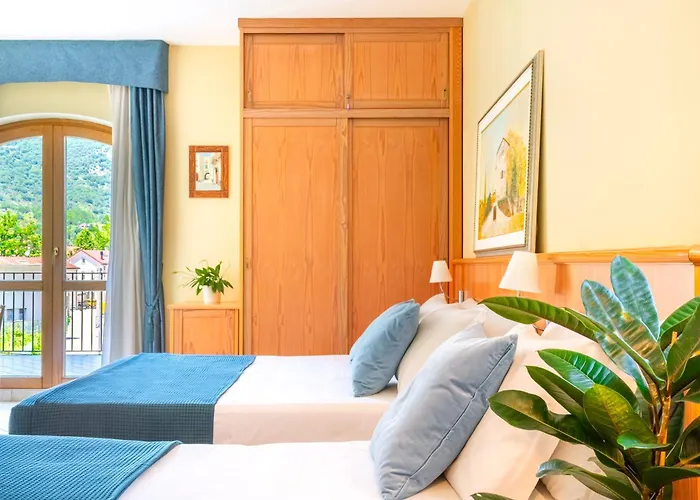 依尔凯花园德尔里奥酒店 酒店 桑格罗堡