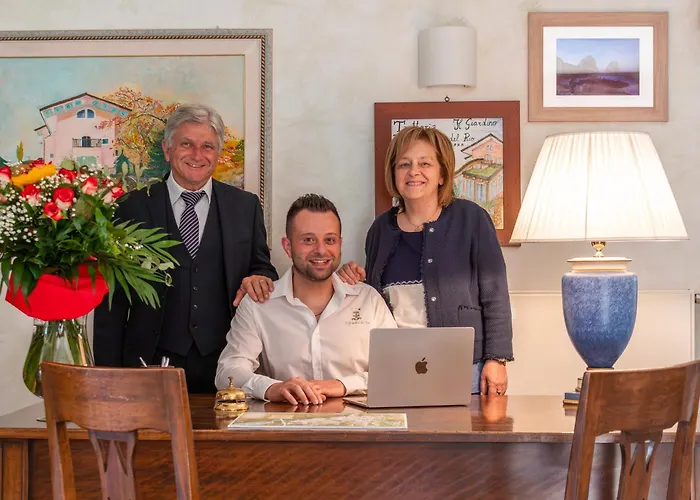 依尔凯花园德尔里奥酒店 酒店