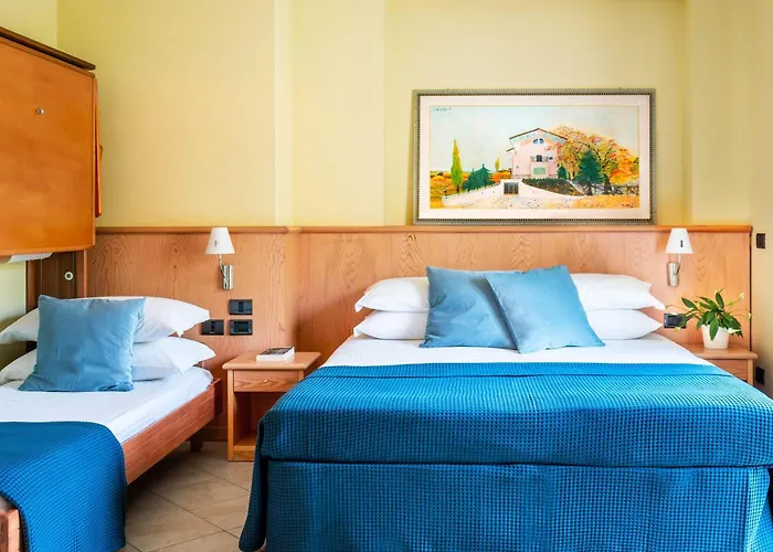 依尔凯花园德尔里奥酒店 酒店