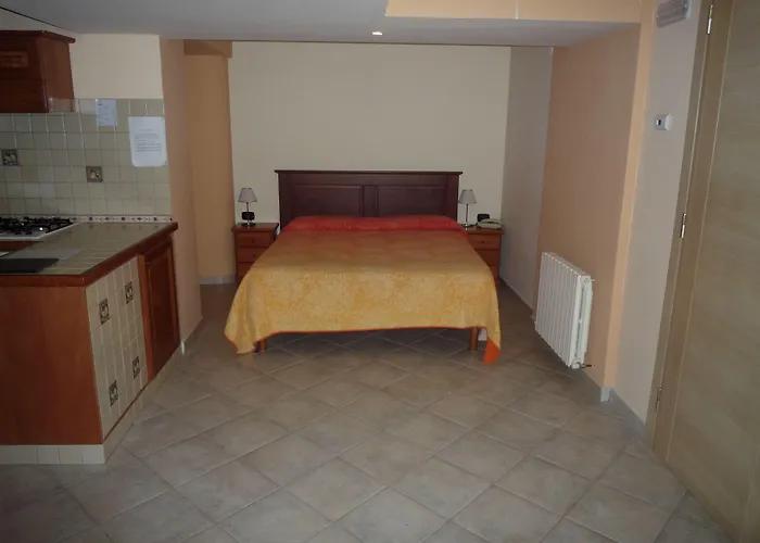 依尔凯花园德尔里奥酒店 酒店 桑格罗堡