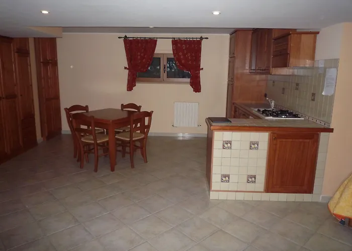 依尔凯花园德尔里奥酒店