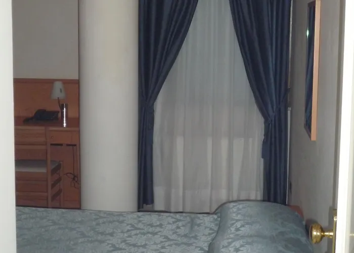 依尔凯花园德尔里奥酒店 酒店