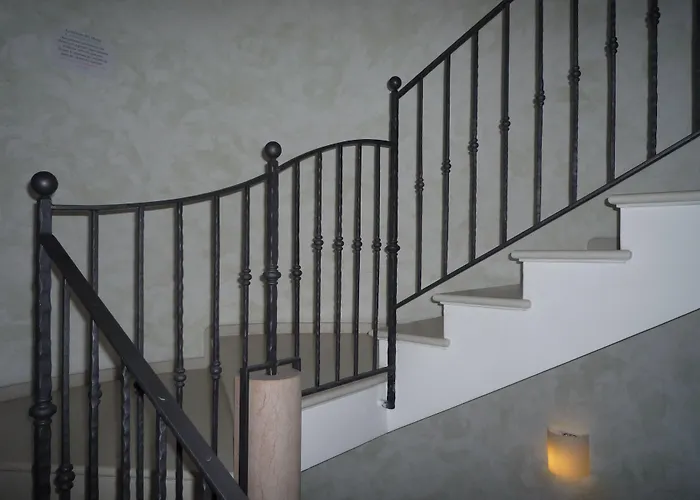 依尔凯花园德尔里奥酒店 3* 桑格罗堡